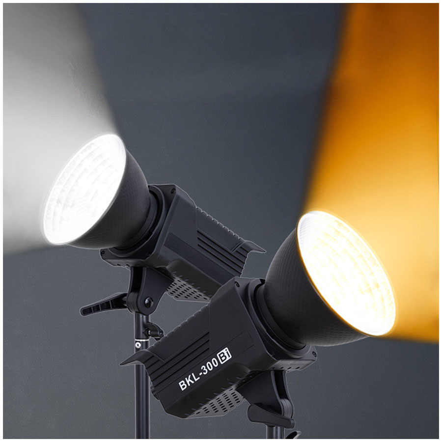 300Bi/D W LED Video Light,Cont - Outdoor Lighting Video 评论和价格